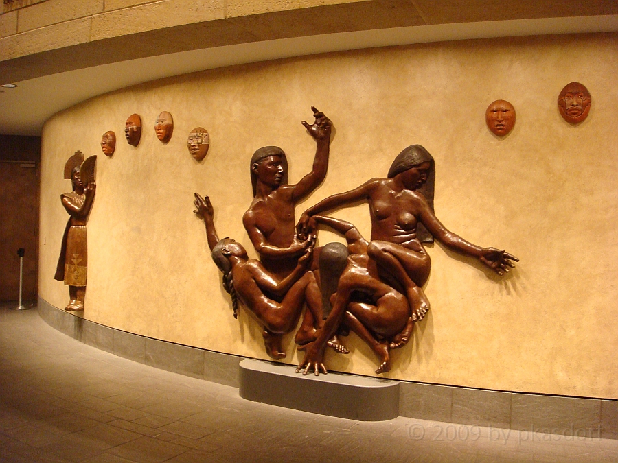 Washington DC [2009 July 04] 219.JPG - Scenes from The National Museum of the American Indian
